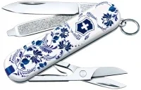 Нож швейцарский Victorinox Classic SD 0.6223.L2110