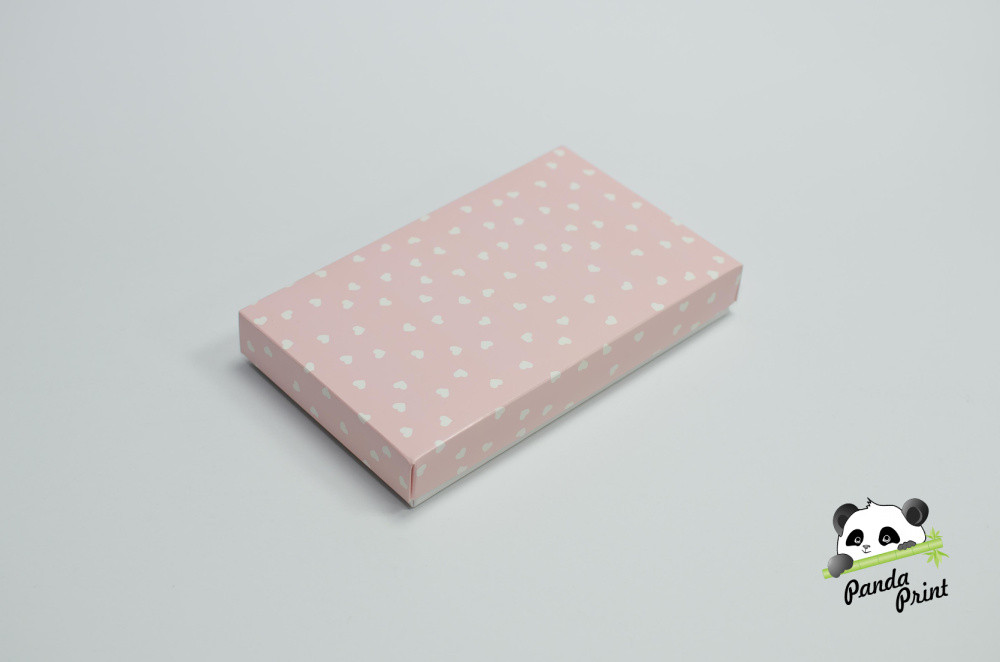 Коробка 220х160х30 Сердечки белые на розовом (белое дно)