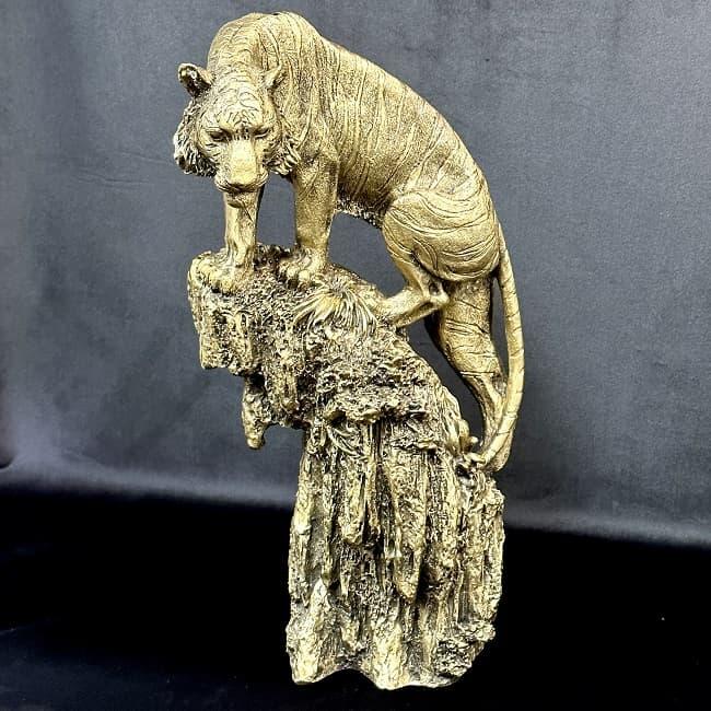 Фигура/статуэтка из полистоуна «Тигр на вершине» H-33 см. - фото 1 - id-p197178475
