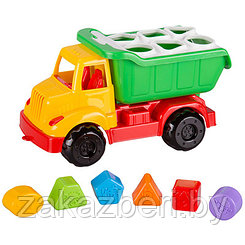 Игрушка детская развивающая пластмассовая "Грузовик", 6 разноцветных формочек (Россия)