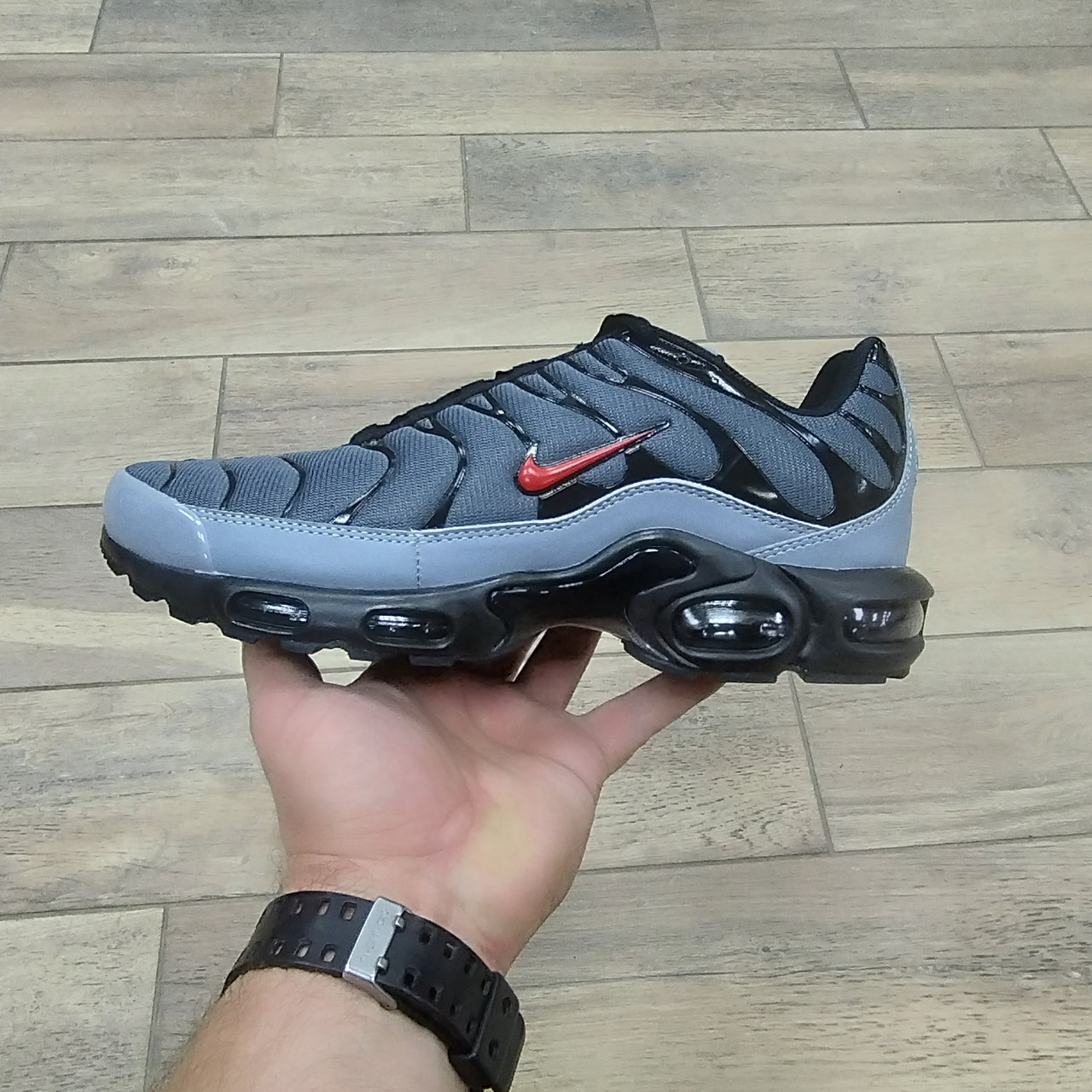 Кроссовки Nike Air Max Plus Wolf Grey Black Red