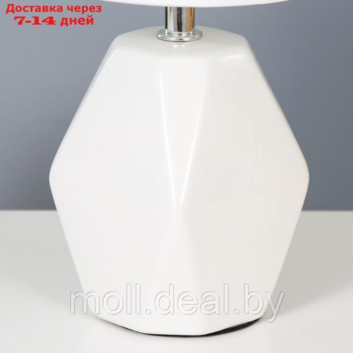 Настольная лампа "Латея" Е14 40Вт белый 13х13х28 см - фото 5 - id-p197644675