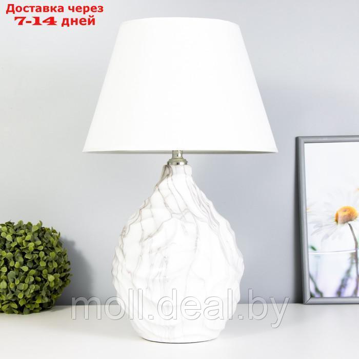 Настольная лампа "Скарла" E14 40Вт бело-серый 30х30х46 см - фото 1 - id-p197644681