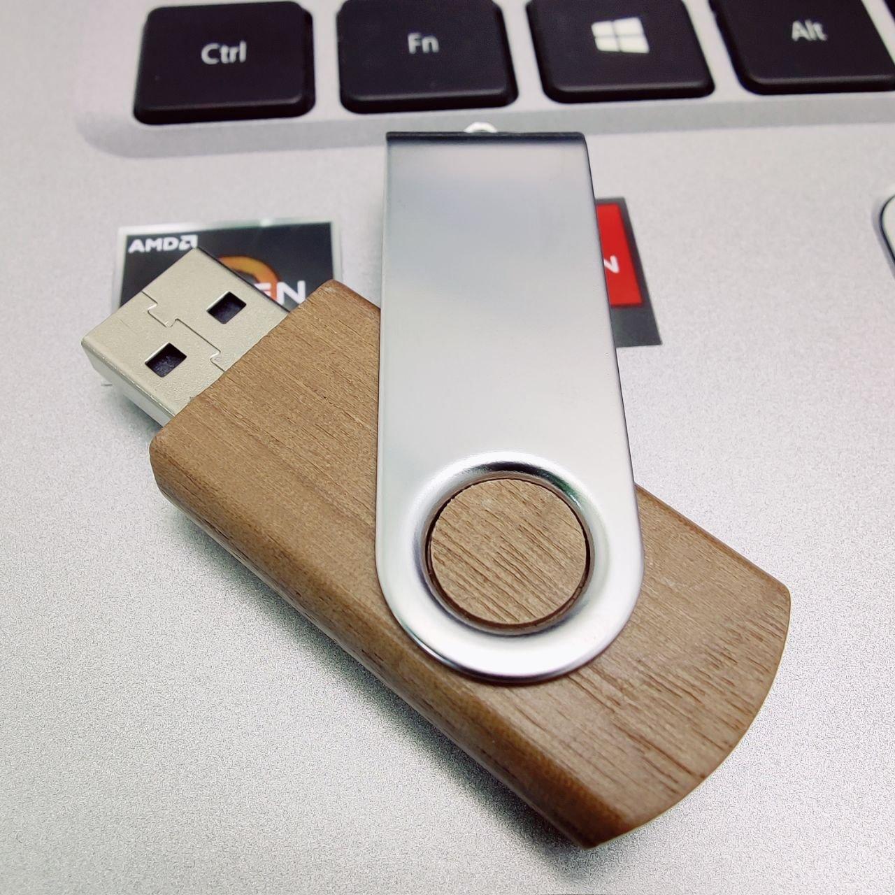 USB накопитель (флешка) Twist wood дерево/металл/раскладной корпус, 16 Гб - фото 4 - id-p197760193