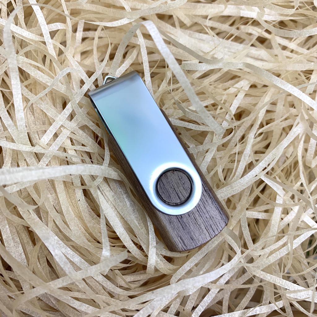 USB накопитель (флешка) Twist wood дерево/металл/раскладной корпус, 16 Гб - фото 2 - id-p197761452