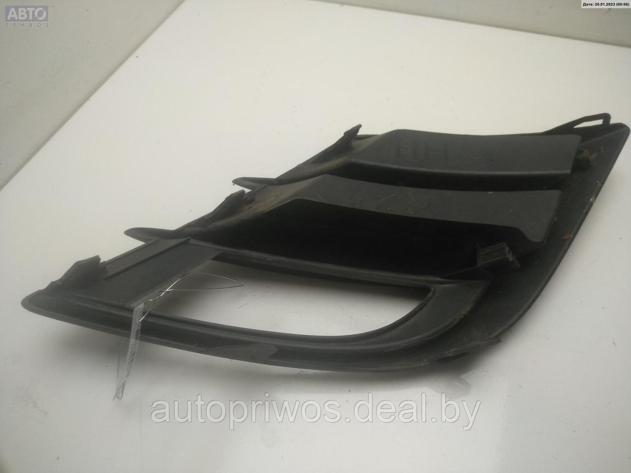 Рамка фары противотуманной правой Mazda 3 (2009-2013) BL - фото 1 - id-p189880306