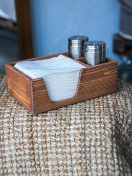 Салфетница деревянная на стол с подставкой из дерева под соль перец и салфетки VS36