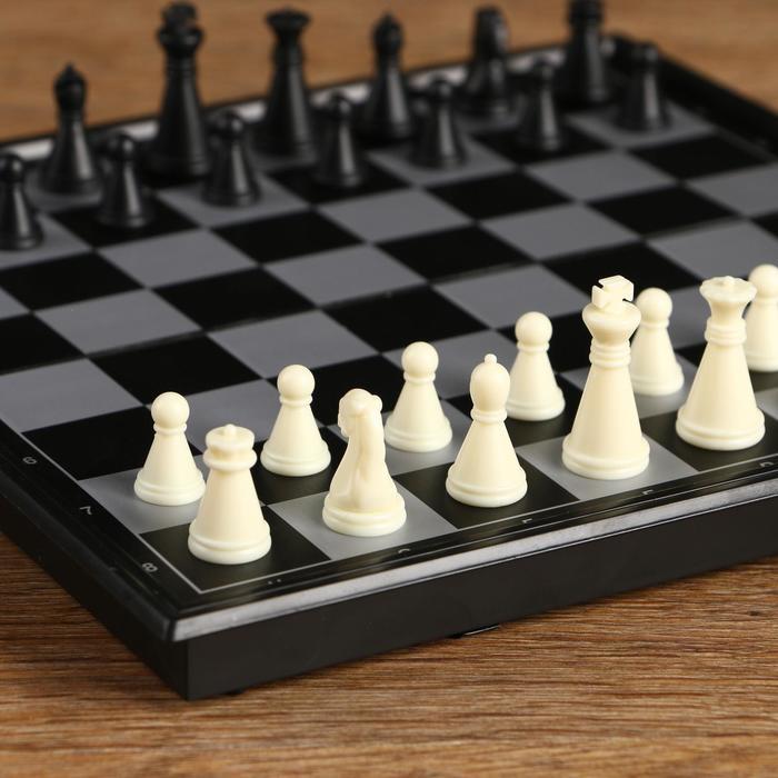 Настольная игра 3 в 1 "Классика": шахматы, шашки, нарды, магнитная доска 20 х 20 см - фото 2 - id-p197956221