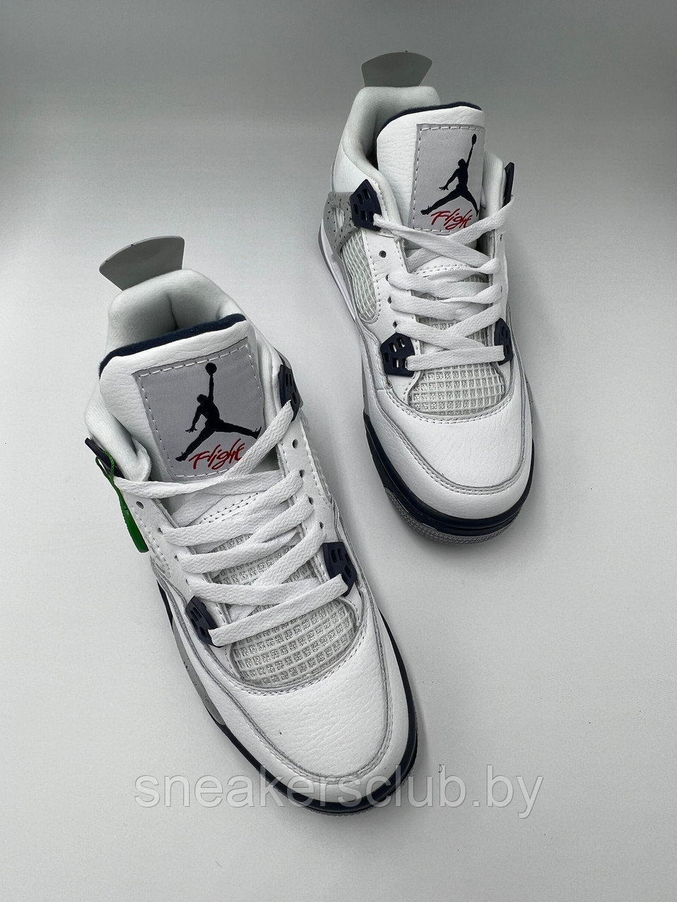 Кроссовки белые мужские Nike Jordan 4 / демисезонные / повседневные - фото 3 - id-p198043703