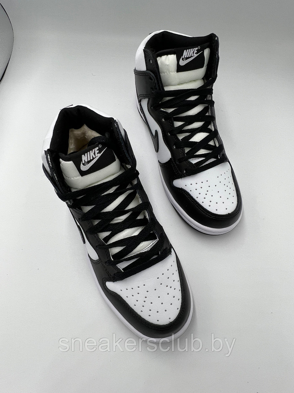 Кроссовки женские зимние Nike Air Jordan 1 / высокие кроссовки / повседневные - фото 2 - id-p198045028