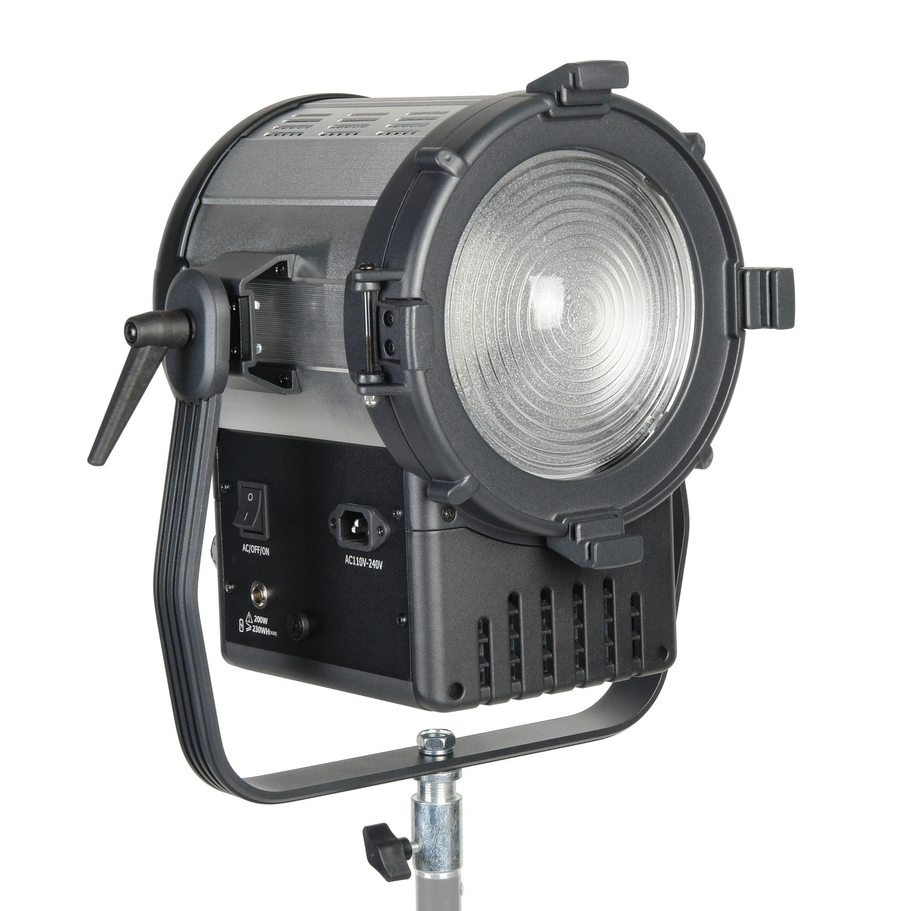 Осветитель студийный GreenBean Fresnel 200 RGB X3 DMX - фото 6 - id-p198309812