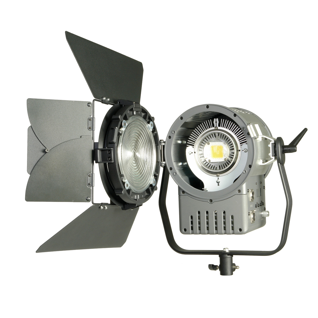 Осветитель студийный GreenBean Fresnel 200 LED X3 DMX - фото 1 - id-p198309843