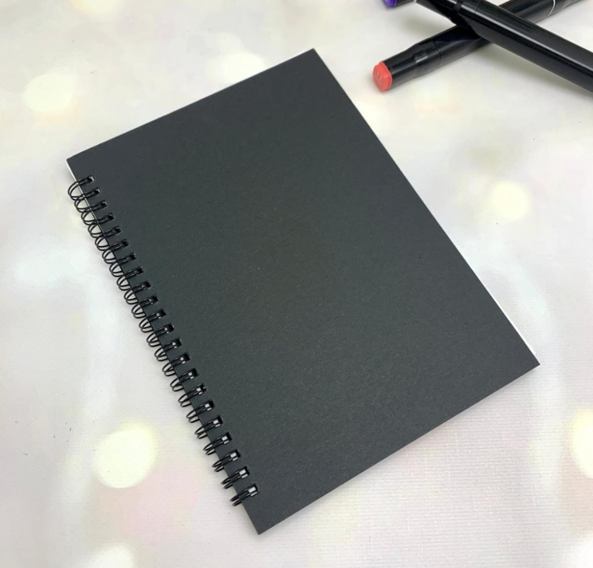 Скетчбук блокнот "Sketchbook" с плотными листами для рисования (А5, бумага в клетку, спираль, 40 листов), - фото 10 - id-p198377725