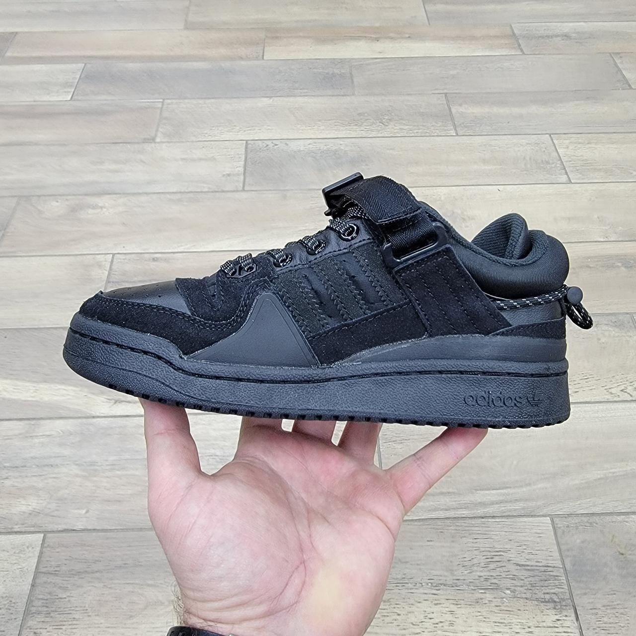 Кроссовки WMNS Adidas Forum Buckle Low Core Black x Bad Bunny