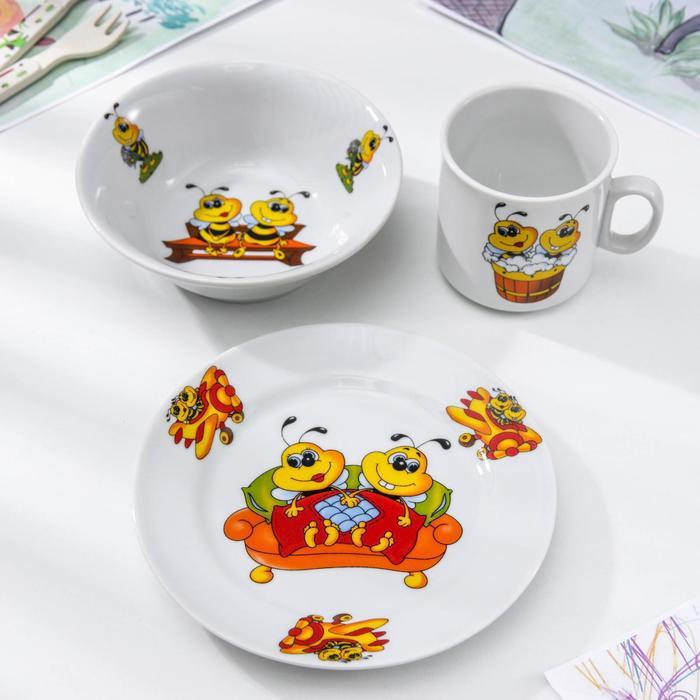 Набор посуды «Пчёлы», 3 предмета: кружка 200 мл, салатник 350 мл, тарелка мелкая d=16,5 см, рисунок МИКС - фото 1 - id-p198571605