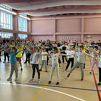 Представители компания "СигБел" активно продвигают олимпийские молодежные инициативы в школах Беларуси.