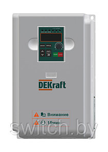 Преобразователь частоты DEKV060-7.5кВт 3 фазы 380В с торм. модулем  DEKV060G7R5T4B