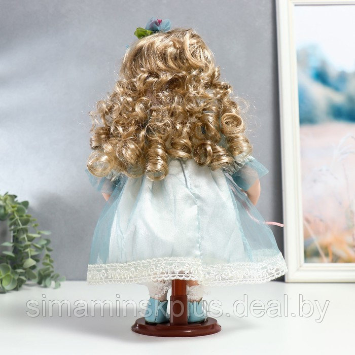 Кукла коллекционная керамика "Флора в бело-голубом платье и лентой на голове" 30 см - фото 4 - id-p199006499