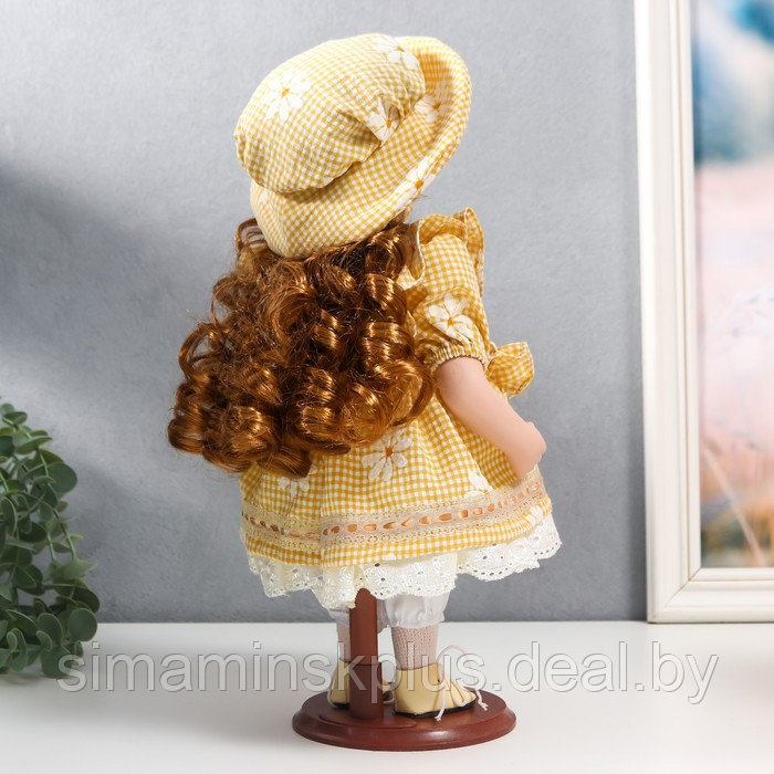 Кукла коллекционная керамика "Маша в жёлтом платье в клетку с ромашками, в шляпке" 30 см - фото 5 - id-p199006521