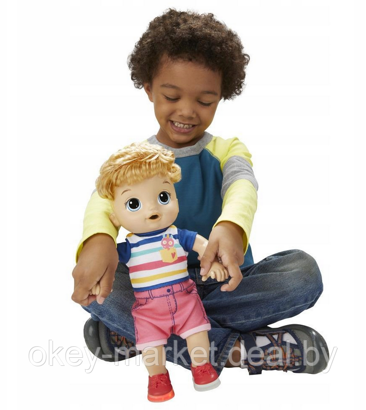 Кукла-мальчик со светлыми волосами "Baby Alive Step n Giggle" - фото 4 - id-p199085486