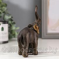 Сувенир полистоун "Слон африканский со слонёнком" коричневый золотые ушки 12,5х9,5х5 см, фото 4