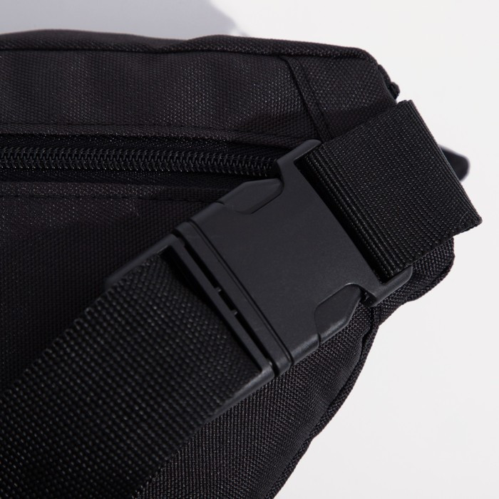 Поясная сумка на молнии, 1 отдел, 2 наружных кармана, регулируемый ремень, цвет чёрный - фото 4 - id-p199284176