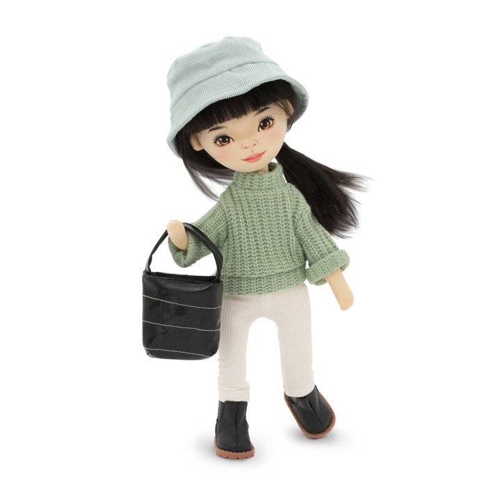 Мягкая кукла Lilu «В зеленом свитере», 32 см, серия: Весна - фото 1 - id-p199286309