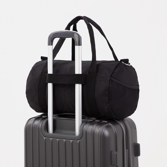 Сумка спортивная на молнии, наружный карман, держатель для чемодана, цвет чёрный - фото 4 - id-p199282688