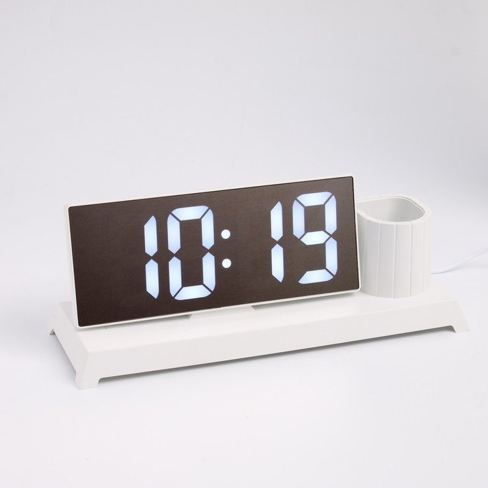 Часы настольные электронные, с карандашницей, белая индикация, 11 x 25 см, от USB - фото 1 - id-p199418713