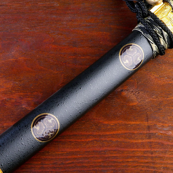 Сувенирное оружие «Катана на подставке», чёрные ножны, бежево коричневая обмотка, 78см - фото 6 - id-p199416201