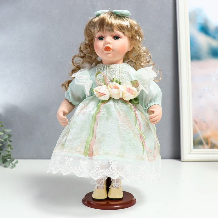 Кукла коллекционная керамика "Джудит в нежно-мятном платье с цветочками" 30 см - фото 1 - id-p199411284
