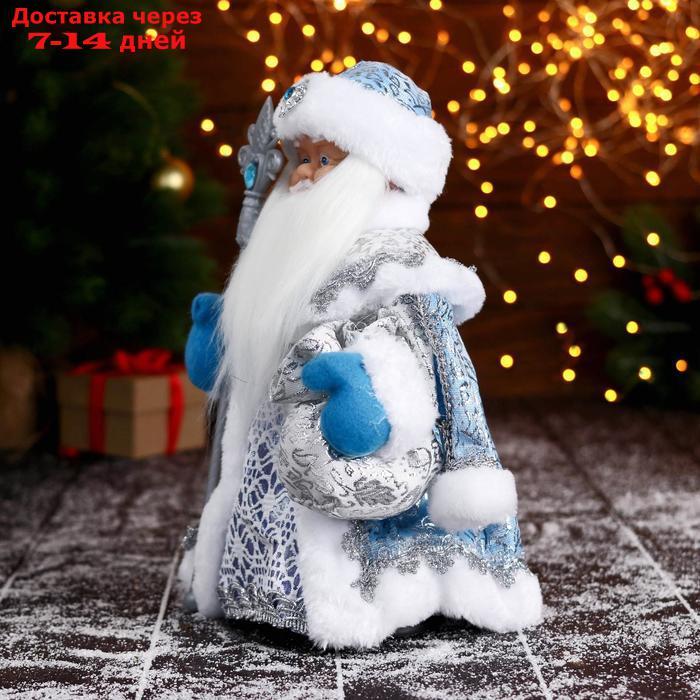 Дед Мороз "В голубой шубе, с посохом и подарками" двигается, 22х30 см - фото 2 - id-p199385987