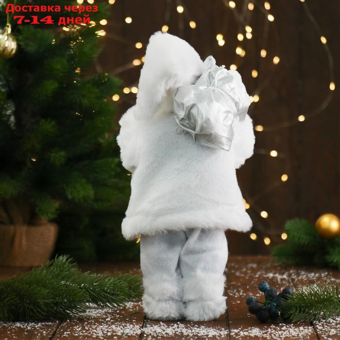 Дед Мороз в белой шубке с фонариком и подарками 30 см - фото 3 - id-p199387155