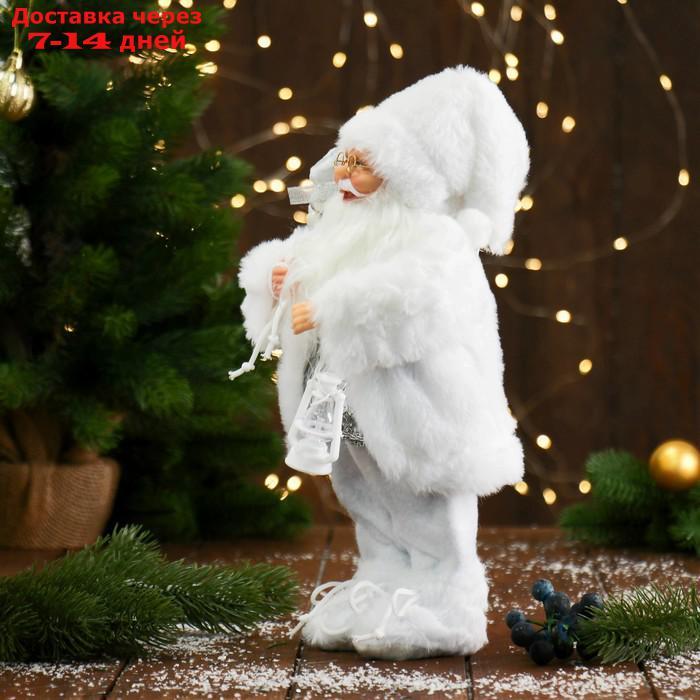 Дед Мороз в белой шубке с фонариком и подарками 30 см - фото 4 - id-p199387155