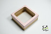 Коробка с прозрачным окном 200х200х80 Сердечки белые на розовом (крафт дно)