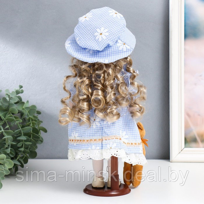 Кукла коллекционная керамика "Маша в голубом платье в клетку с ромашками, в шляпке" 30 см - фото 3 - id-p199558487