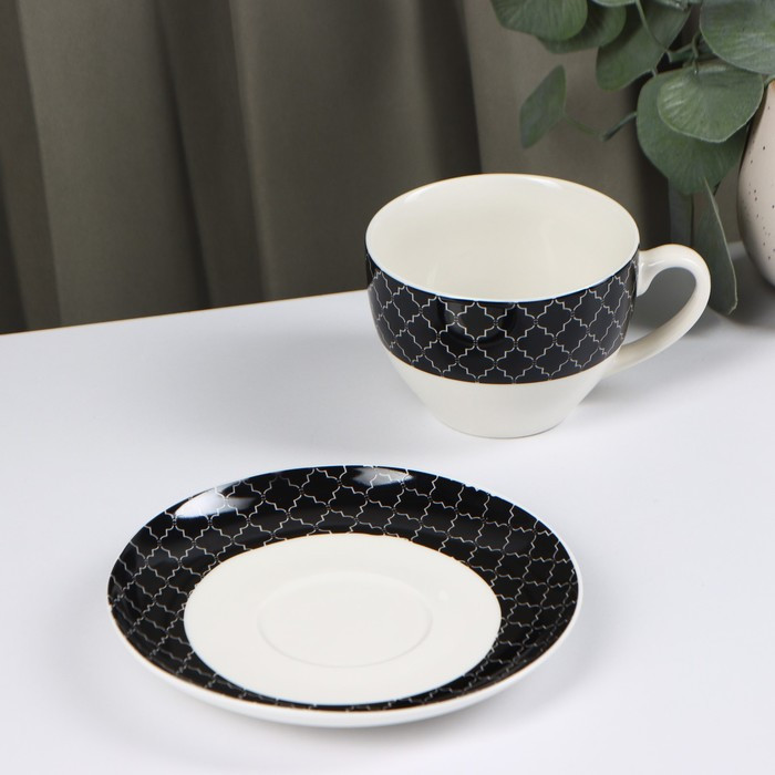 Чайная пара фарфоровая Доляна «Марокко», 2 предмета: чашка 280 мл, блюдце d=15 см, цвет белый и чёрный - фото 2 - id-p199590906