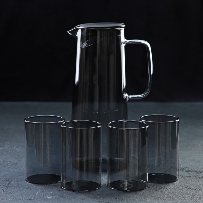 Набор питьевой из стекла Magistro «Дарк», 5 предметов: кувшин 1,35 л, 4 стакана 320 мл, цвет тёмно-серый - фото 1 - id-p199596820