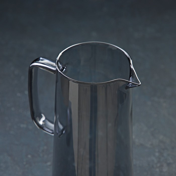 Набор питьевой из стекла Magistro «Дарк», 5 предметов: кувшин 1,35 л, 4 стакана 320 мл, цвет тёмно-серый - фото 5 - id-p199596820