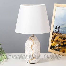 Настольная лампа "Жасмин" Е14 40Вт бело-золотой 20х20х33 см
