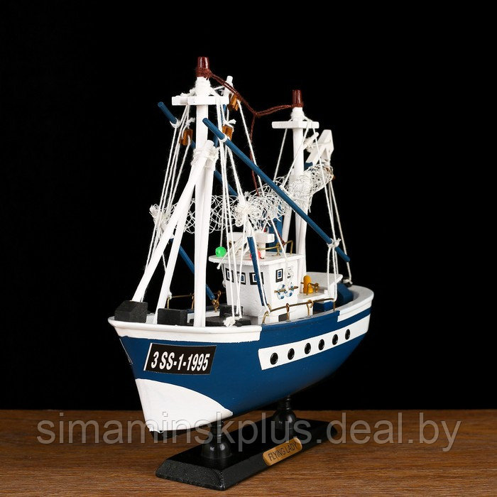 Корабль сувенирный «Ида», малый, голубые борта, сетка - фото 3 - id-p199794472