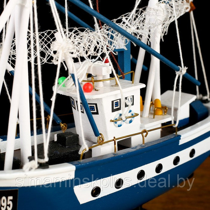 Корабль сувенирный «Ида», малый, голубые борта, сетка - фото 4 - id-p199794472