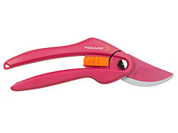 Секатор плоскостной FISKARS Inspiration Ruby (111256)