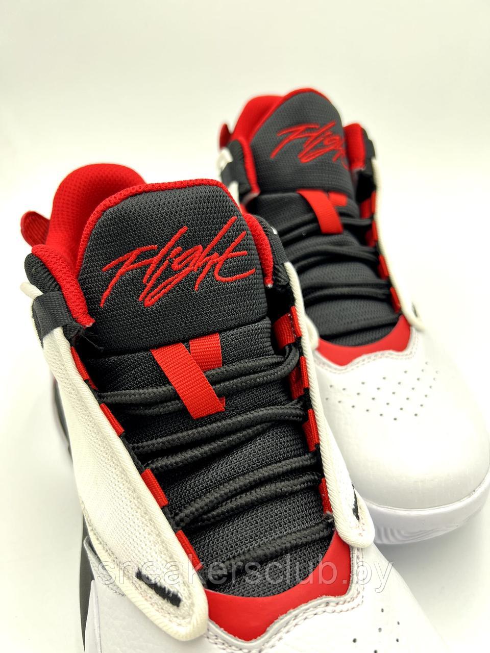 Кроссовки белые мужские Nike Jordan MAX Aura 4 / демисезонные / повседневные - фото 3 - id-p199863552