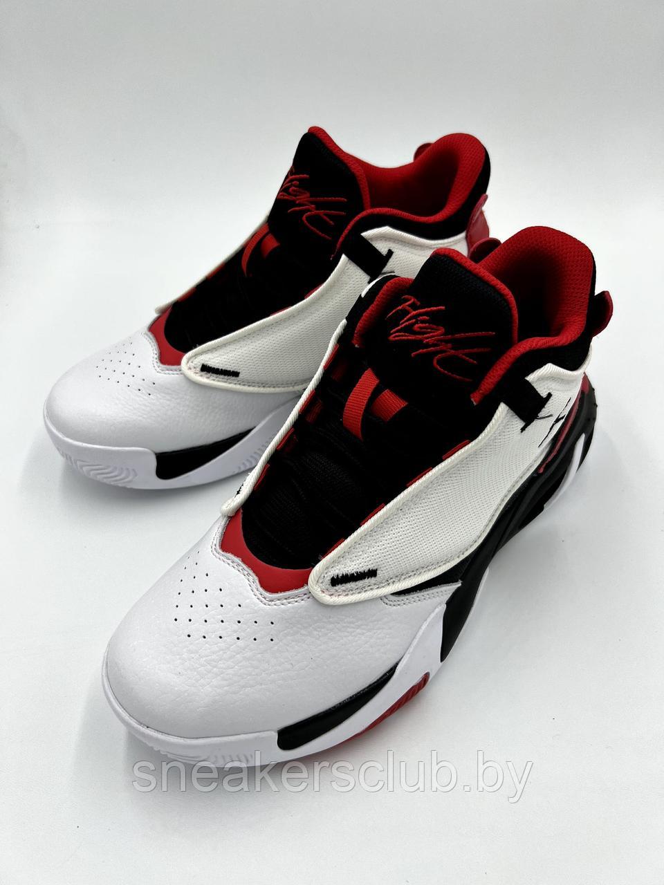 Кроссовки белые мужские Nike Jordan MAX Aura 4 / демисезонные / повседневные - фото 5 - id-p199863552