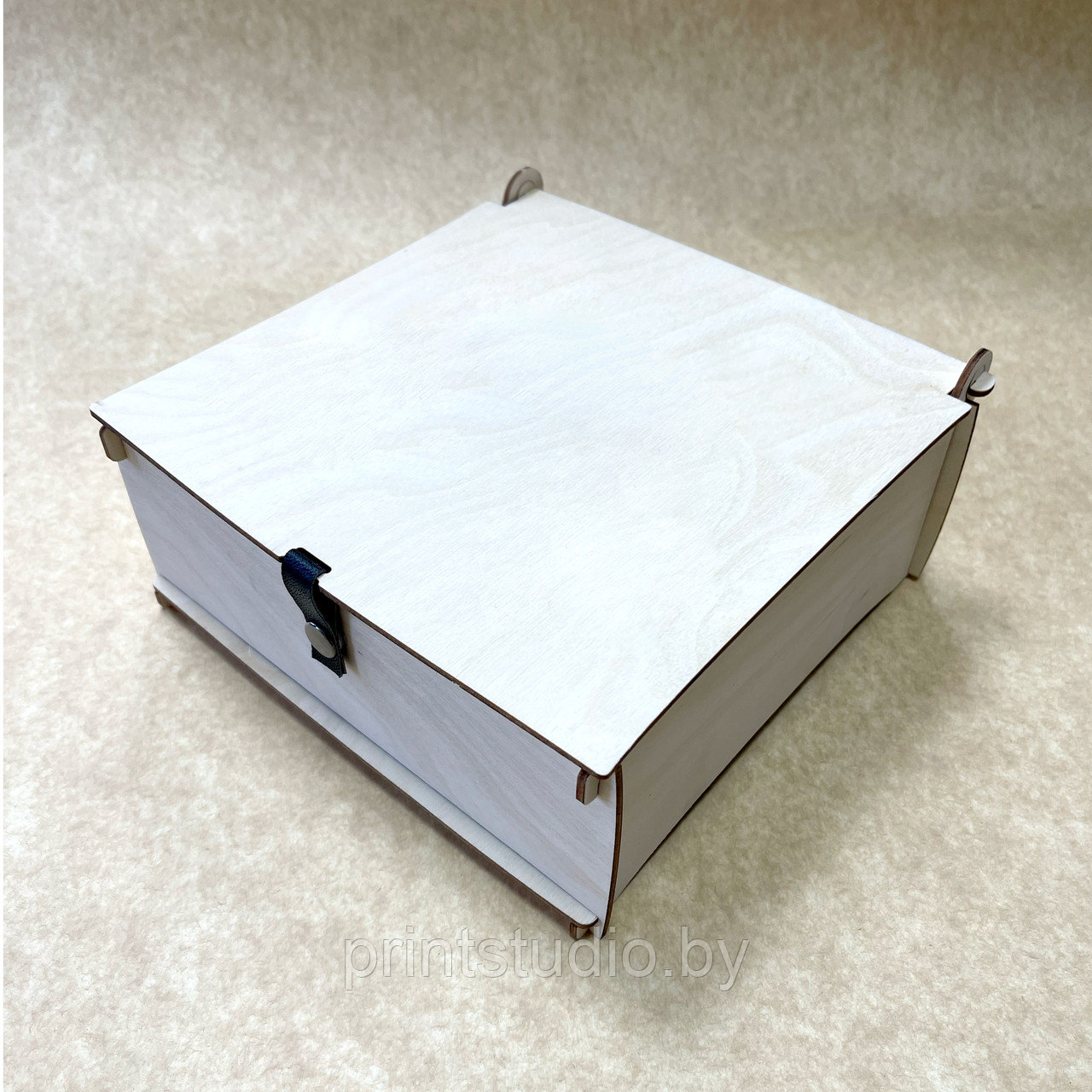 Деревянная подарочная коробка (шкатулка)