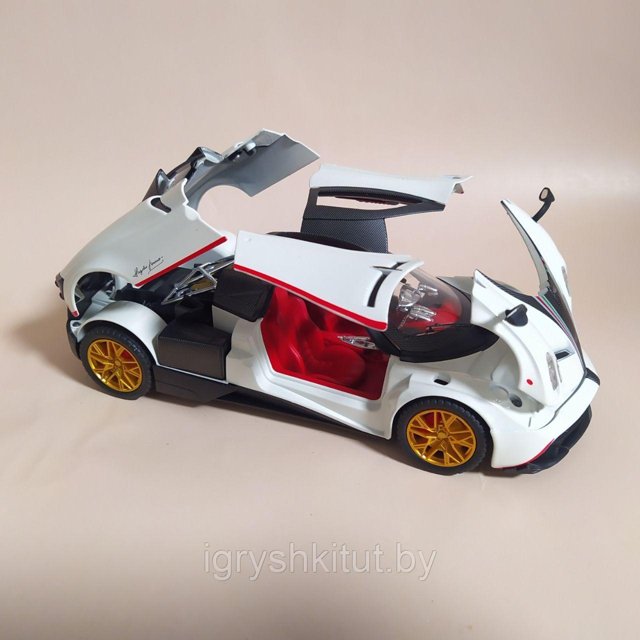 Металлическая модель спорткара Pagani Huayra, свет, звук