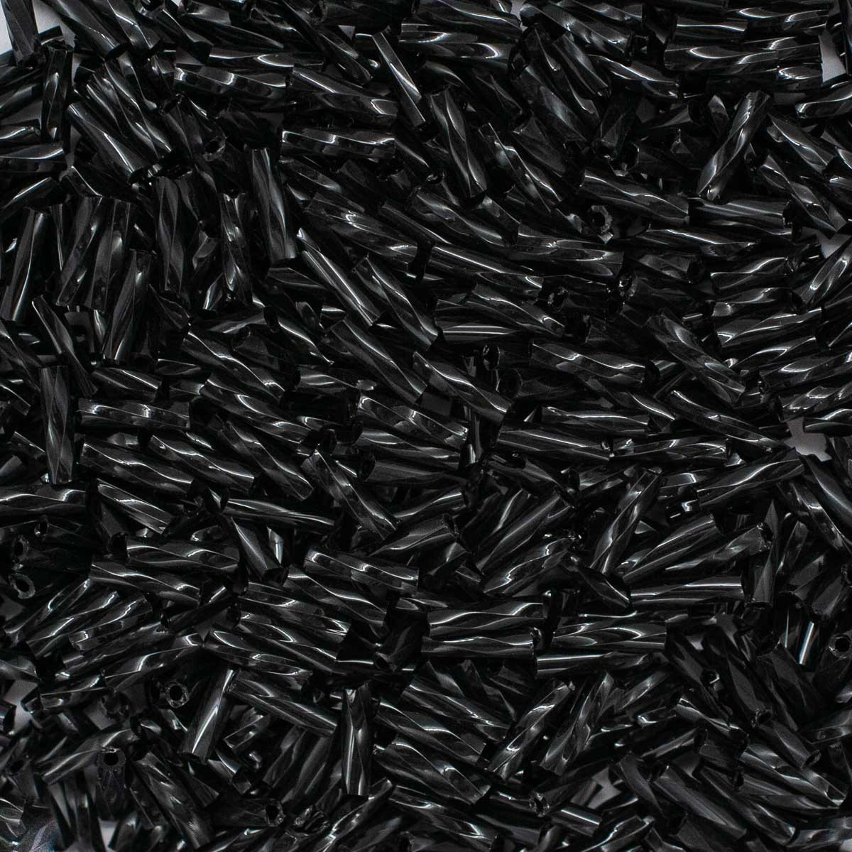 Стеклярус крученый Astra&Craft, 500г (М-49Т черный (крученый)) - фото 1 - id-p199875176