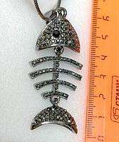 Кулон "Рыбий скелет" со стразами на цепочке женский красивый стильный бижутерия