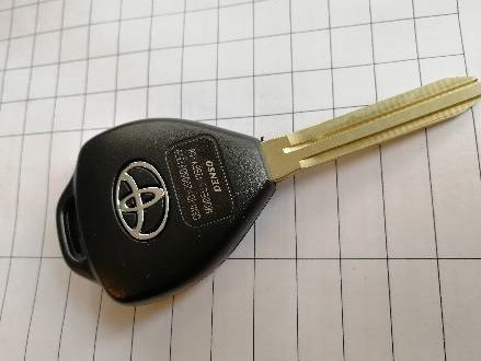 Ключ Toyota Camry, Corolla, Rav4 - фото 2 - id-p200125759